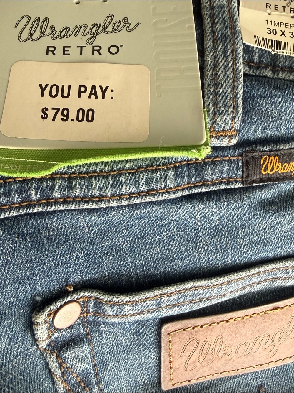 Wrangler Retro High Rise Trouser Jeans – Size 30x32 NWT - Picture 8 of 8